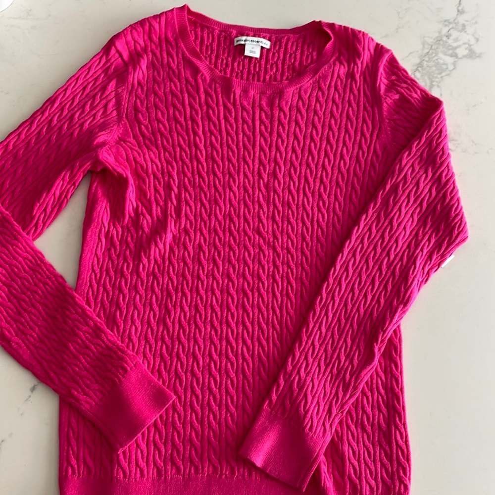 Brand new with tags amazon essentials pink sweater